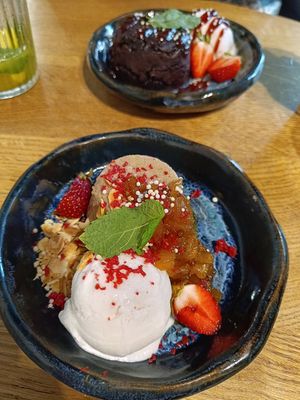 Vegan nut cream at Enoki in Gdynia