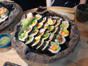 "Deal with it" set at Enoki in Gdynia