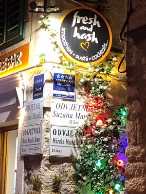 Storefront at Fresh and Hash in Sibenik