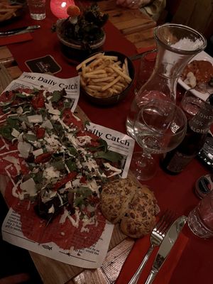 Beste carpaccio en handcut fries. at The Old Pal in Zoetermeer