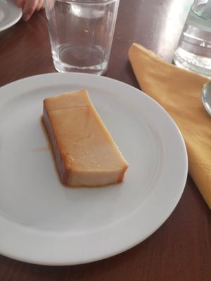 Pudding vegano at Es Ginebro in Mallorca