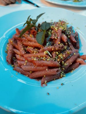 Mezze penne con barbabietola lime e granella di pistacchio at Ristorante Il Faro - Maybe closed in Arbatax