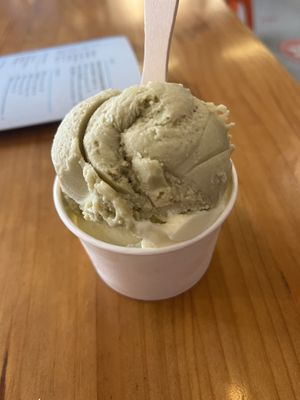 Pistacho y piña  at La Latteria in Lima