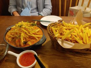 Spicy rosé penne and a side of fries at Liim - 림 in Incheon