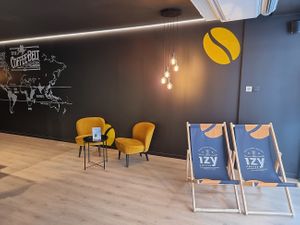 sofa and beach chairs at IzyCoffee in Oostende