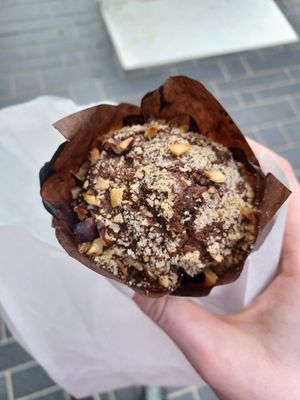 Hazelnut muffin at IzyCoffee in Oostende
