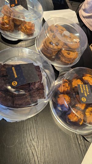 Pastry (all vegan except upper left) at IzyCoffee in Oostende