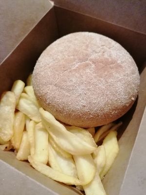 Vegan burger with french fries at Spatula in Szazhalombatta