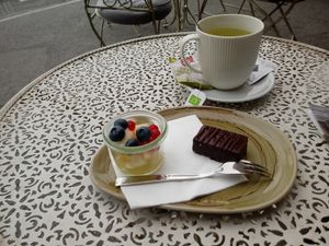 Roh-Küchlein at Cafe Colours in Innsbruck