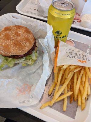 Burger, fries and drink. at MAX - Hovedbanegården in Copenhagen