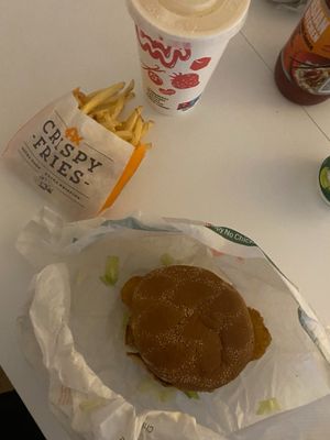 vegan burger and shake at MAX - Hovedbanegården in Copenhagen