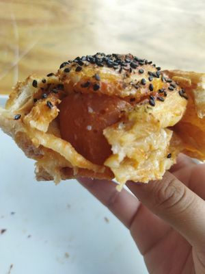 Rellenito del Pizzaroll at Miga Vegana in Mexico City