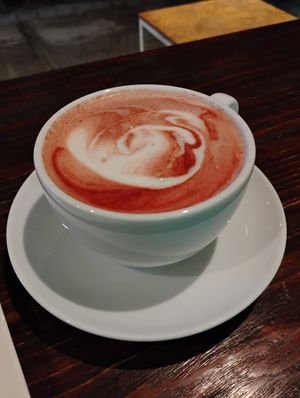 Pink latte at Miga Vegana in Mexico City