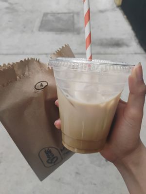 Latte avellana at Miga Vegana in Mexico City