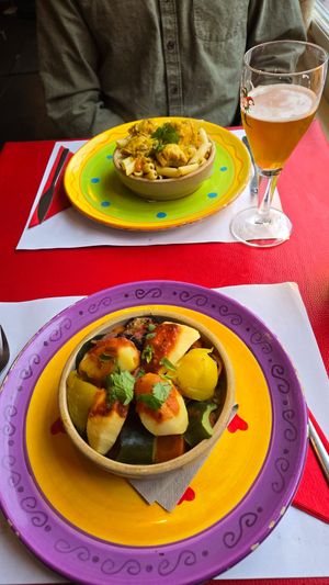 Vegi special (front), chicken apricot pasta (back) at Passion for Food in Bruges