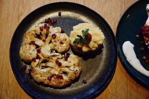 Blumenkohlsteak  at Gasthof zur Post in Neuastenberg