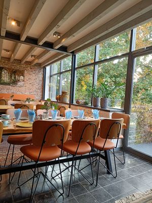 Sitzmöglichkeit im Erdgeschoss at Klostercafé in Erkelenz