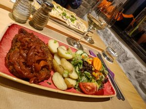 Der Dekan (vegan) Gemüsebratling at Klostercafé in Erkelenz