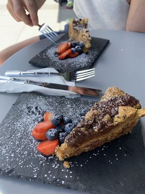 Snickers & Pecan Pie at Om Bamboo in Bude