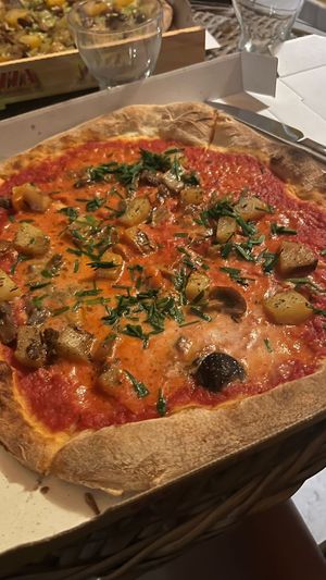 Pizza terra  at Pizzeria Valle dei Mulini in Fumane