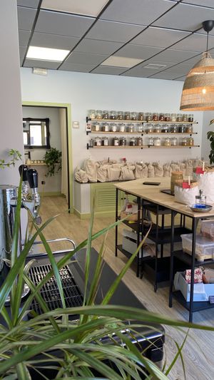  Nuestra preciosa tienda  at li.V.re in Torrelodones