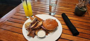 Sloppy mane at The Haunt in Savannah