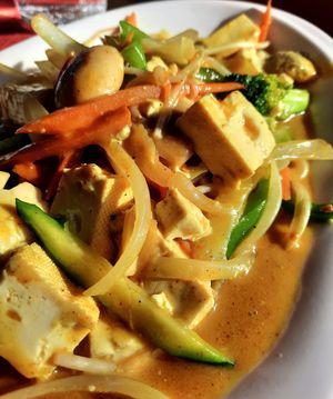 Yellow curry asked with tofu at Orient Palace in Benalmadena