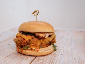 Just FunGuy!
Our VK Fried Oyster mushroom, Melted CheeZe, Buffalo Sauce, Lettuce, onion, Sweet Chilli Mayo & Oinkless Slices at The Vegan Kitchen in Birmingham