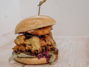 Barbie Q Fo Sho!
Our VK Fried Oyster mushroom, Melted CheeZe, BBQ Sauce, Lettuce, Purple Slaw, Pickles, Mayo, Onion Ring & Oinkless Slices at The Vegan Kitchen in Birmingham
