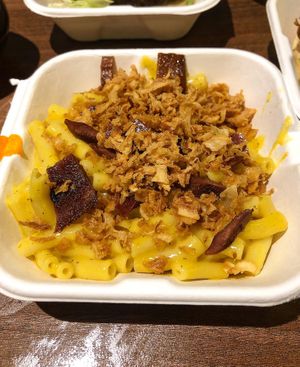 This bacon mac n cheese at The Vegan Kitchen in Birmingham