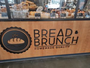 Logo at Bread & Brunch in Porto
