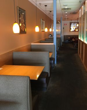 Dining area at King and I Thai in Mendota Heights