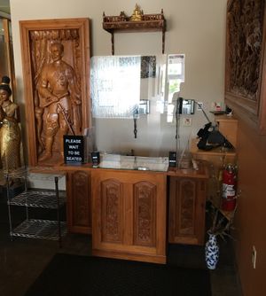 Entry area at King and I Thai in Mendota Heights