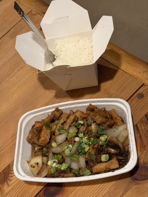 Ginger Sauce Stir Fry  at King and I Thai in Mendota Heights