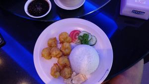 fake fried chicken  at Man Yuan Fang in Malacca