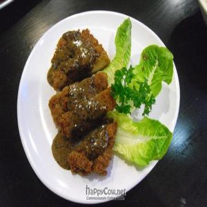 Black pepper chicken.... very tasty! at Man Yuan Fang in Malacca