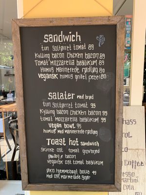 Menu at Kafe Kruse in Helsingoer