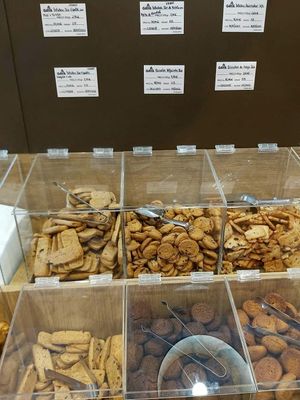 Cookies at Gaya Veggie Market in Lisbon
