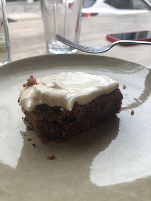 The carrot cake 😍 at Erlings in Trondheim