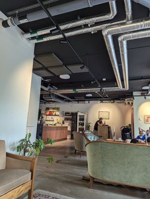 vibe at Slow Hands in Hagersten