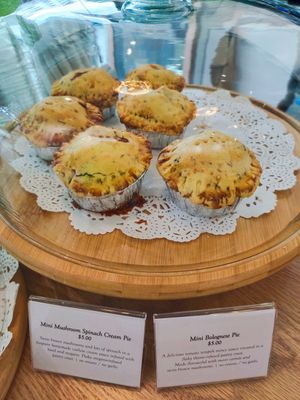 Mini pie at Lilac Oak in Central Singapore