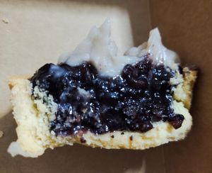 Black glutinous rice Taro mini tart at Lilac Oak in Central Singapore