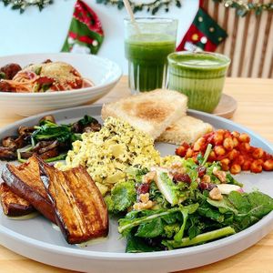 Seasonal christmas dish - heart bf platter #Veganuary at Lilac Oak in Central Singapore