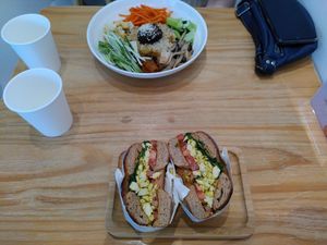 Bibimbap and bagelwich at Lilac Oak in Central Singapore