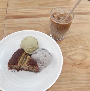  at Lilac Oak in Central Singapore