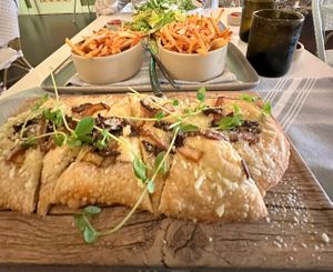 Mushroom Flatbread pizza   at Mood in Tequesta