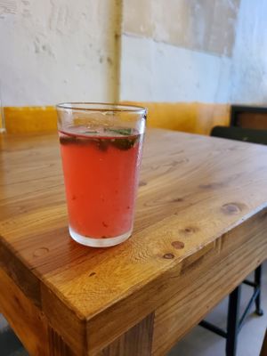 Pink Lemonade at Black Window - 黑窗里 in Kowloon