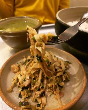 Yunnan shredded “chicken" at Black Window - 黑窗里 in Kowloon