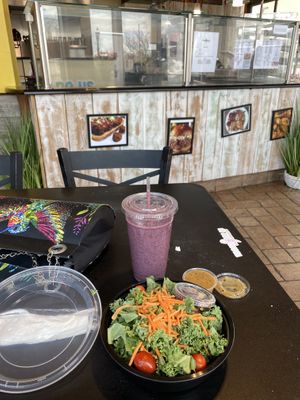 Boring salad and not so nice smoothie   at Vegans Are Us in Atlantic City