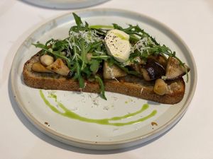   at Pinch Brunch Bar in Seoul